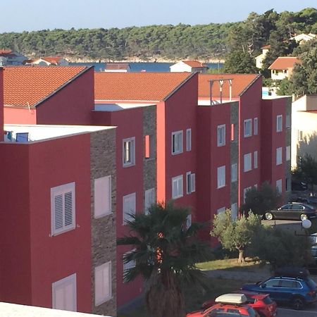 Vila Palit 497 D Apartment E Buitenkant foto