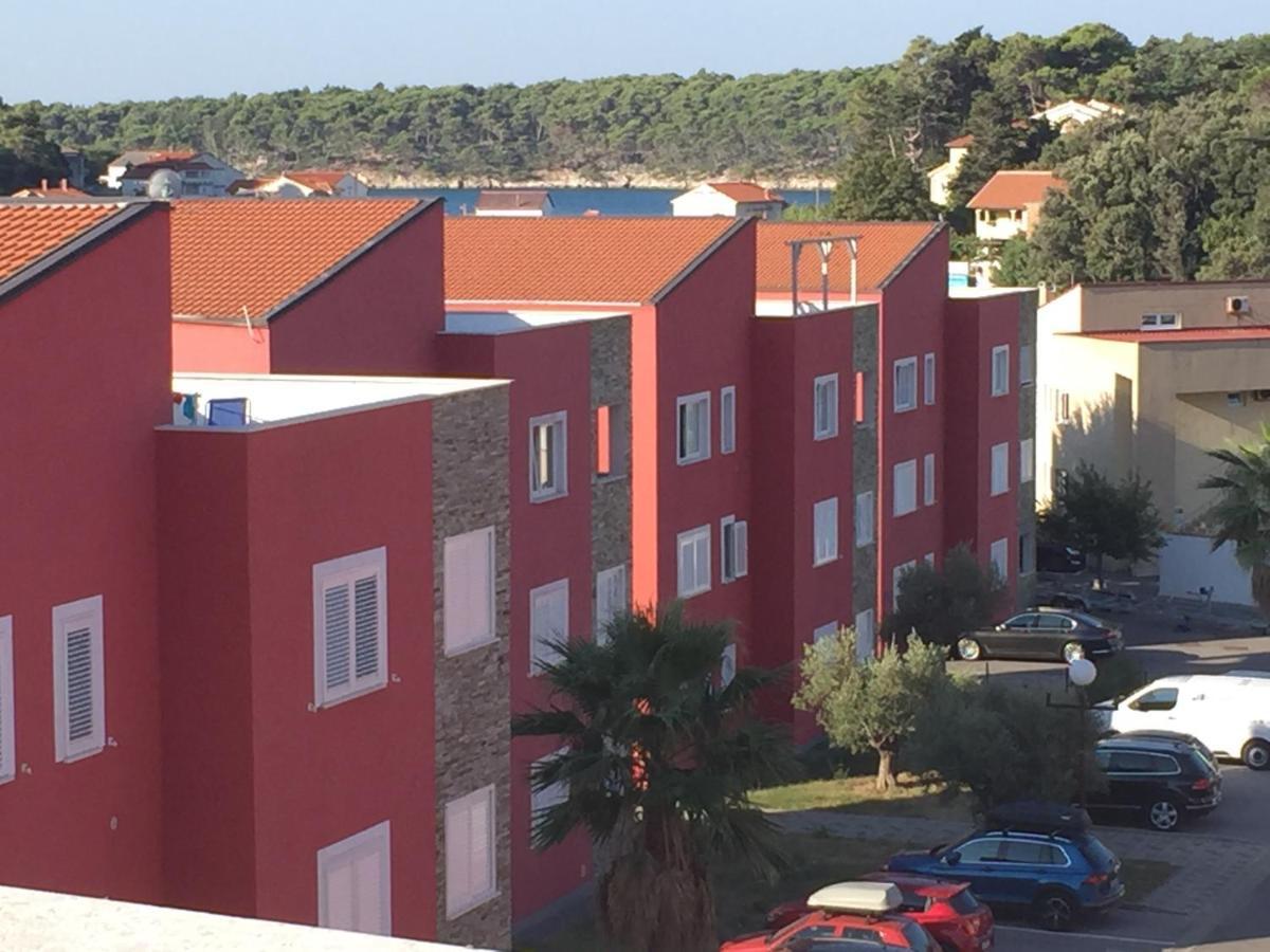 Vila Palit 497 D Apartment E Buitenkant foto