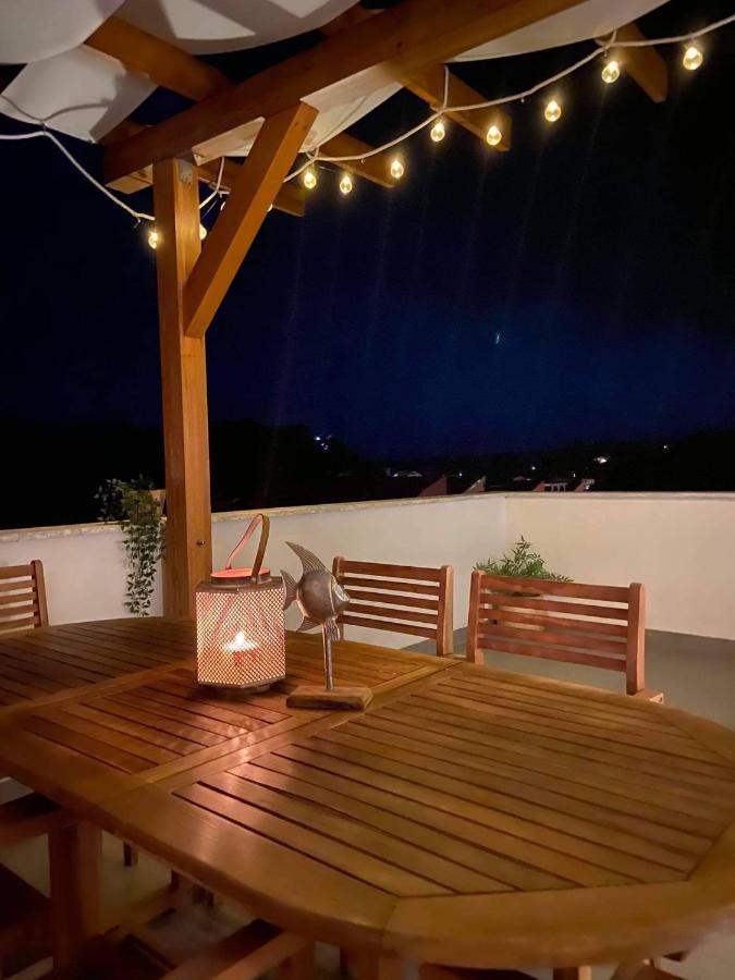 Vila Palit 497 D Apartment E Buitenkant foto