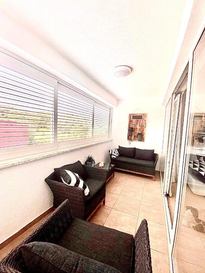 Vila Palit 497 D Apartment E Buitenkant foto