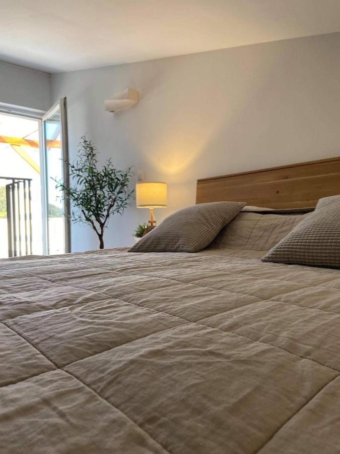 Vila Palit 497 D Apartment E Buitenkant foto