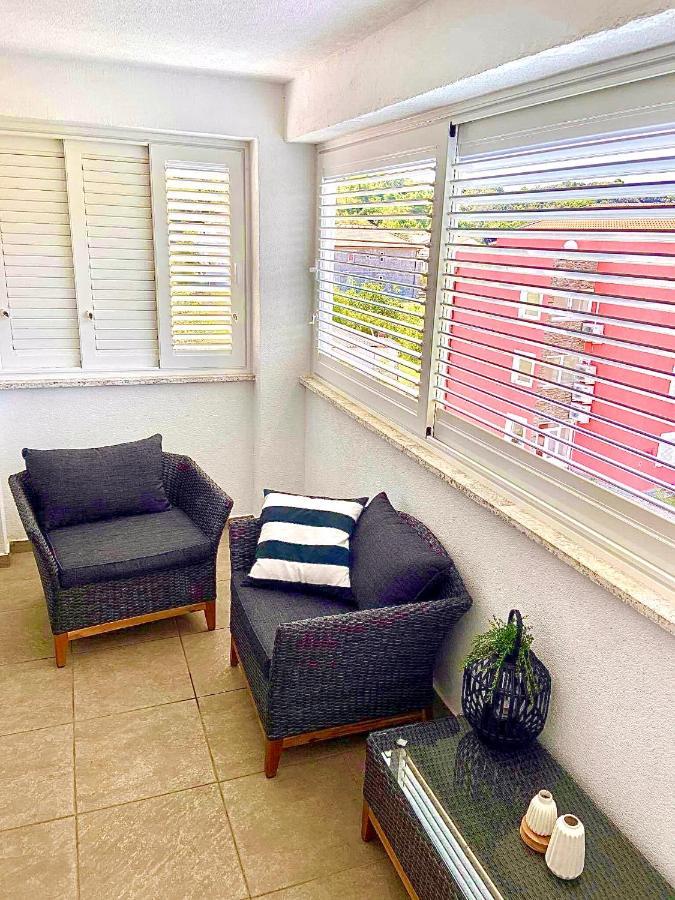 Vila Palit 497 D Apartment E Buitenkant foto